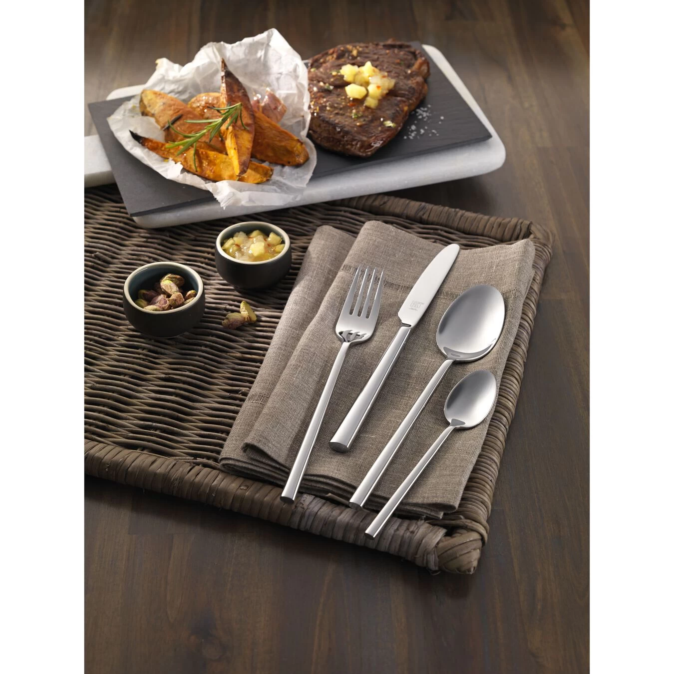 Zwilling Set Di Posate Da Degustazione - 68-pz., 18/10 Acciaio Inossidabile 2 Zwilling Set Di Posate Da Degustazione - 68-pz., 18/10 Acciaio Inossidabile - immagine 2