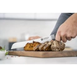 Zwilling Coltello Da Pane Seghettato - 20 Cm, Nero -Cucina Negozio 750038027