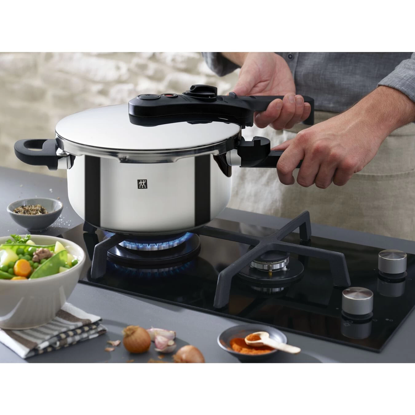 Zwilling Set Pentola A Pressione - 6-pz., 18/10 Acciaio Inossidabile 4 Zwilling Set Pentola A Pressione - 6-pz., 18/10 Acciaio Inossidabile - immagine 4