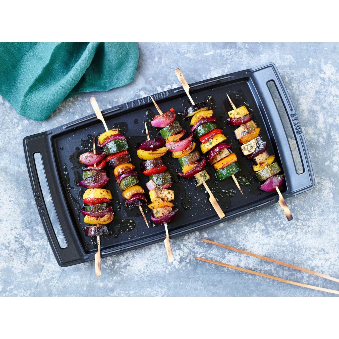 Staub Plancha Teppanyaki - 48 Cm, Ghisa 3 Staub Plancha Teppanyaki - 48 Cm, Ghisa - immagine 3